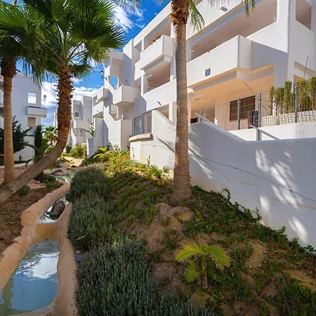 Primavera Apartment *